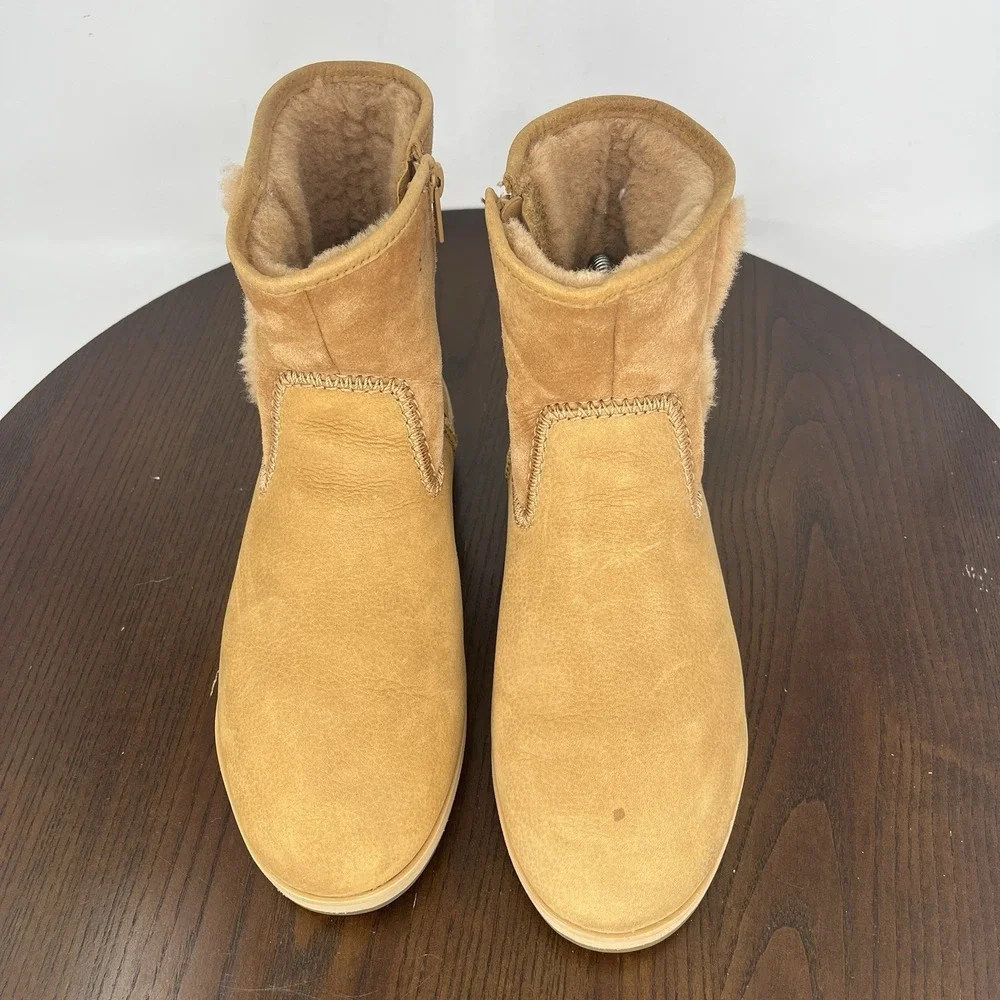 Olukai Pa'Ina Hulu Boots Womens 8 Tan Nubuck Leather Sheep Fur Winter Pull‎ On